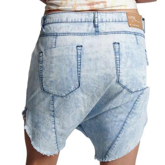 One Teaspoon Acid Wash Lightweight Harem Shorts(Size 28) - Picture 3 of 11